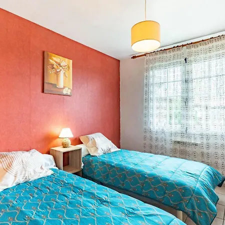 Crabeyron By Interhome *